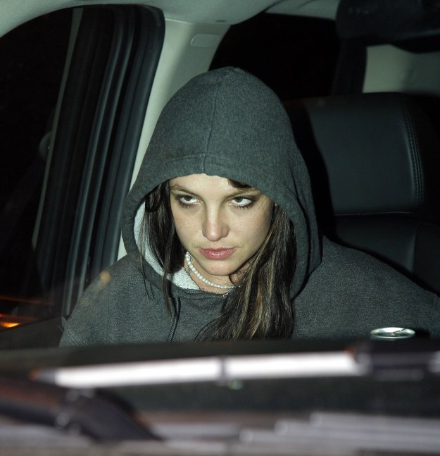 Britney Spears se rapÃ³ el cabello en el 2007