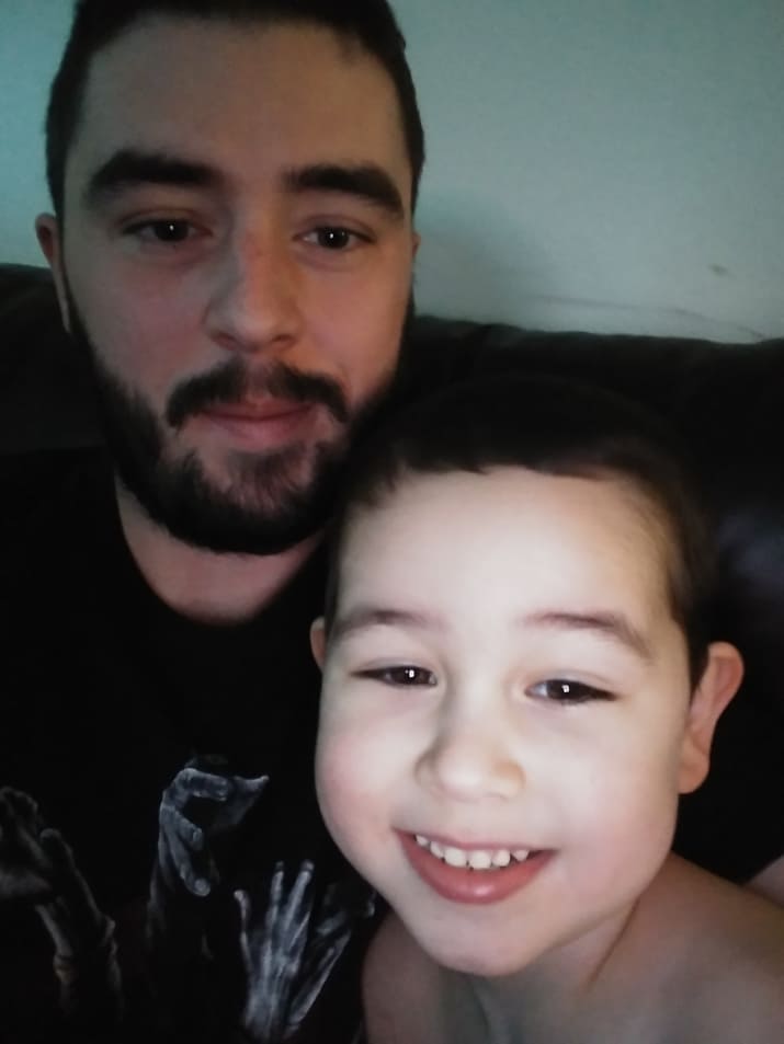 Matthew hizo preguntas a su hijo Caleb para un thread de Reddit de AMA