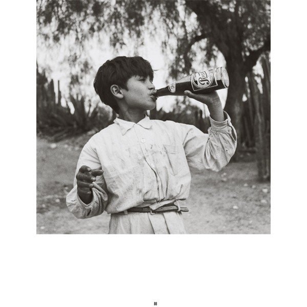 niño tomando refresco juan rulfo