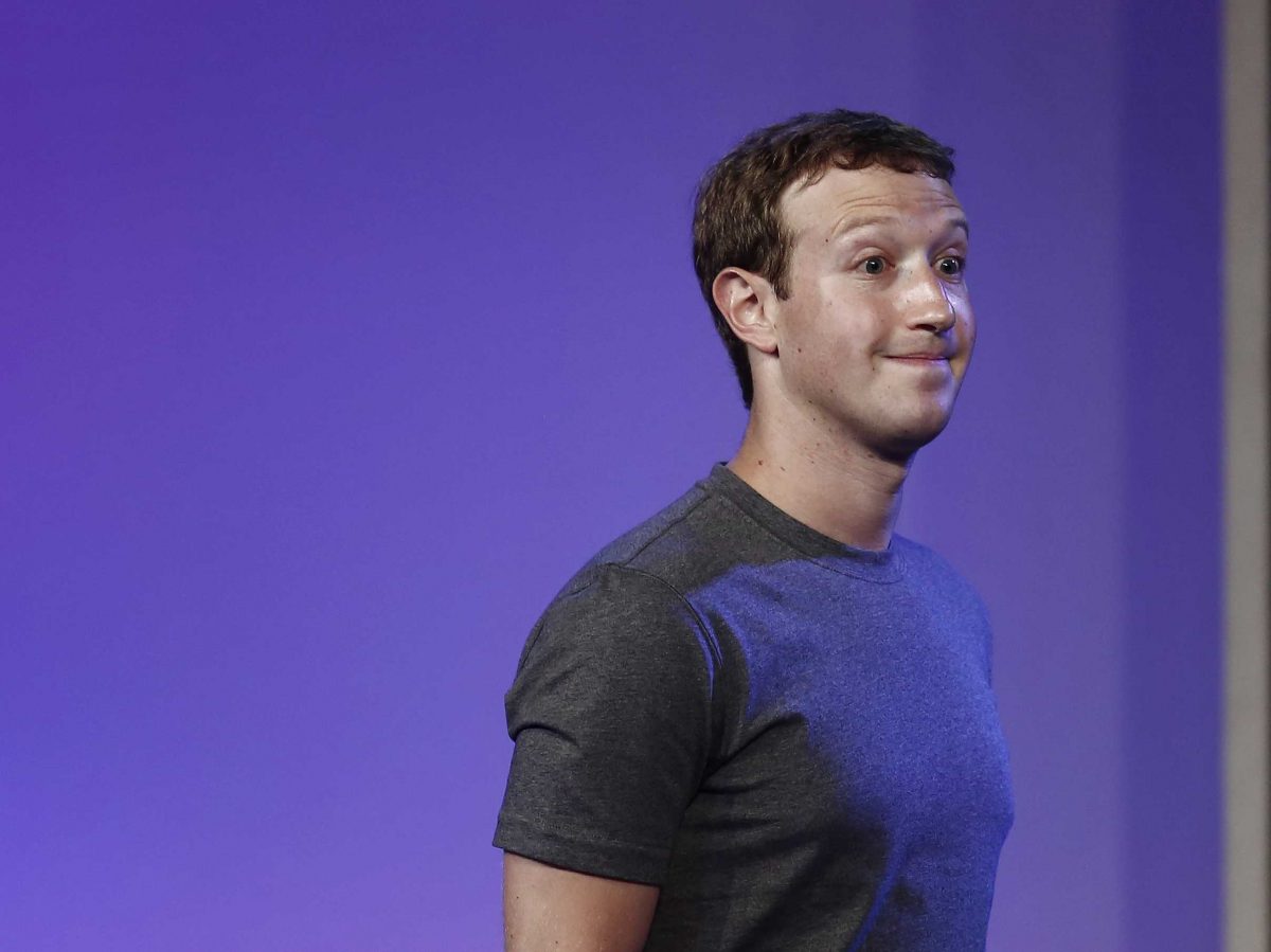 Facebook, empresa de Mark Zuckerberg, fue multada por mentirle a la Unión Europea