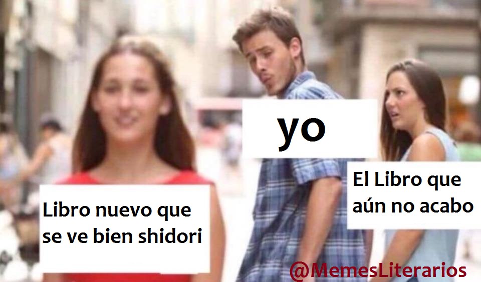 Meme novio distraído libros