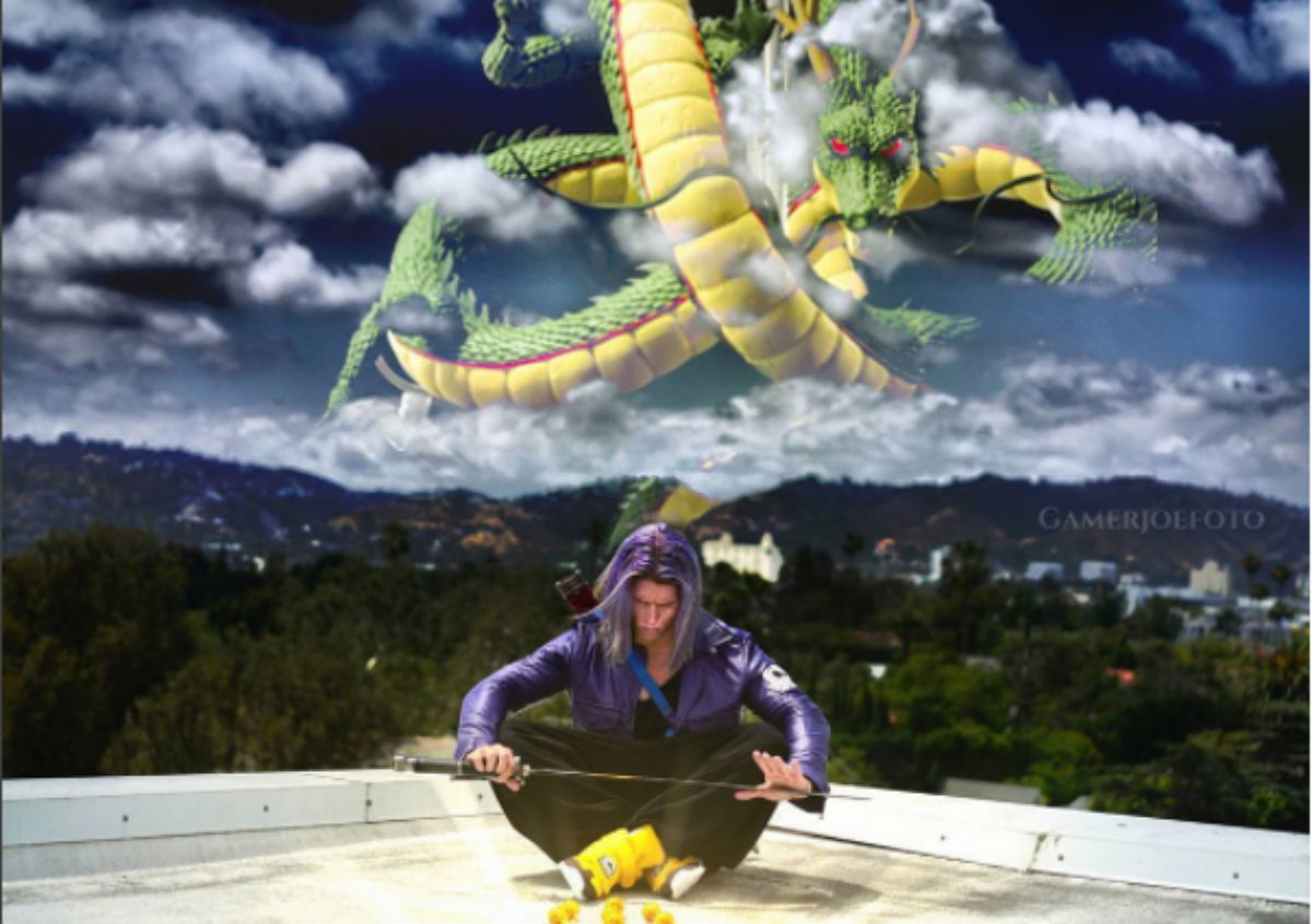Hombre gasta miles de dólares para ser Trunks