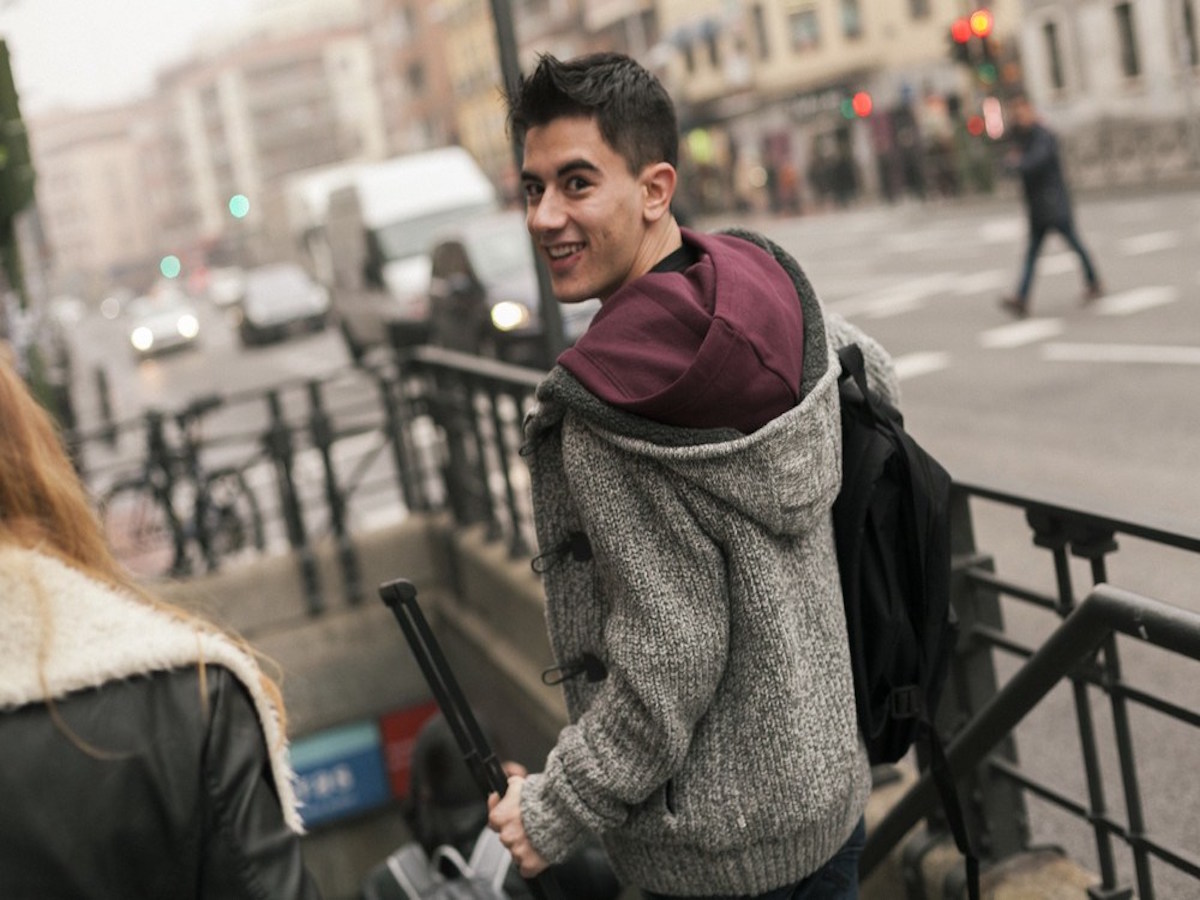 Joven deja escuela convertirse actor porno