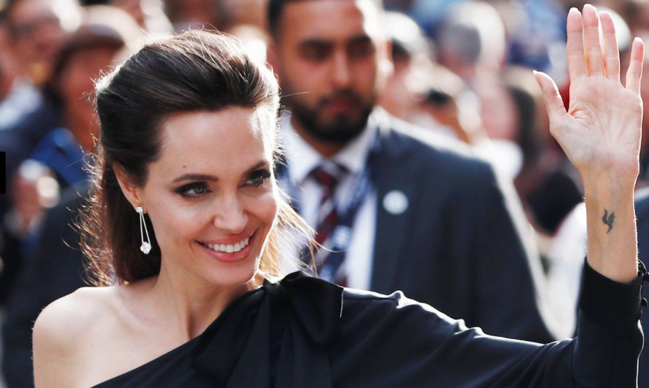 Angelina jolie pelicula netflix