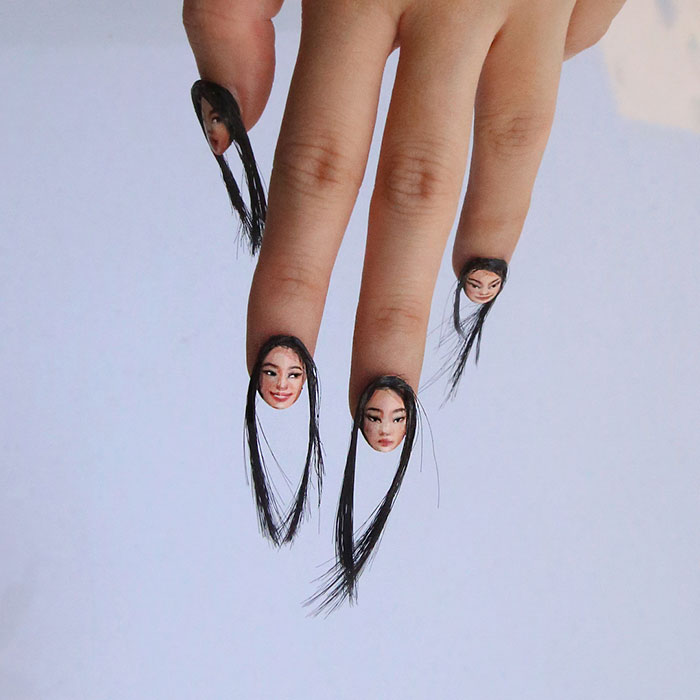 UÃ±as con cara y pelo de la artista visual Dain Yoon