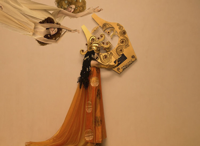 Este artista recreo en fotos las pinturas de Klimt
