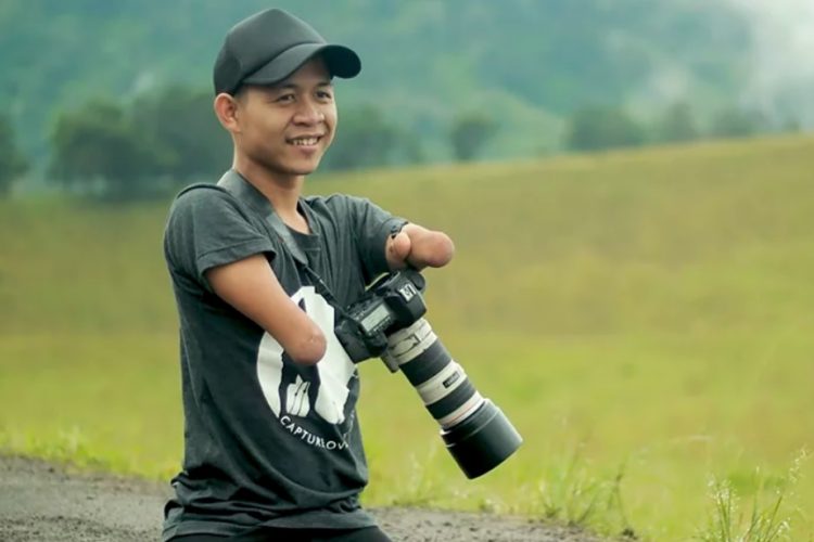 FotÃ³grafo sin manos ni piernas te sorprenderÃ¡ con su trabajo