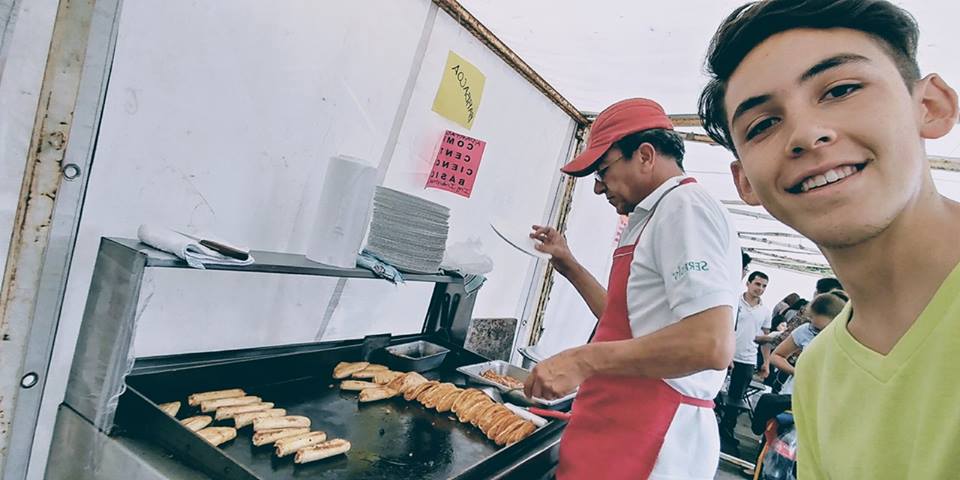 Gerardo Murillo creÃ³ la app El niÃ±o de los burritos, para llevar a los alumnos de la Universidad AutÃ³noma de Aguascalientes este platillo.