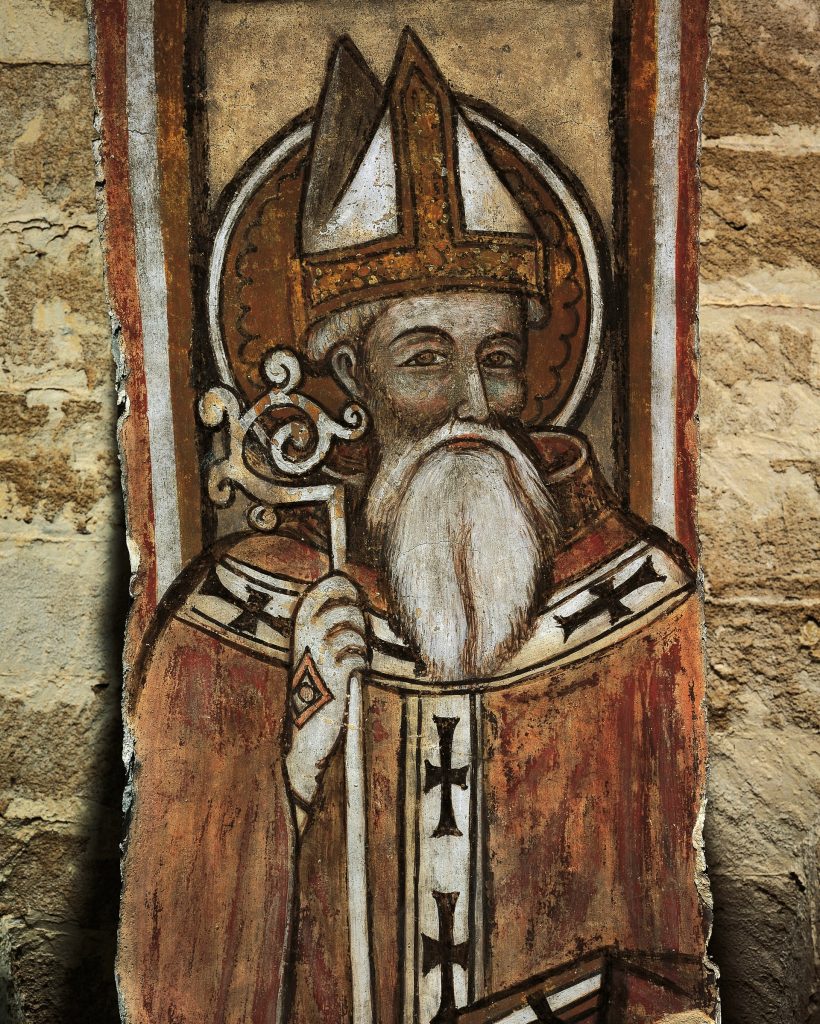 Encuentran en antigua iglesia de Turquía la posible tumba de Santa Claus