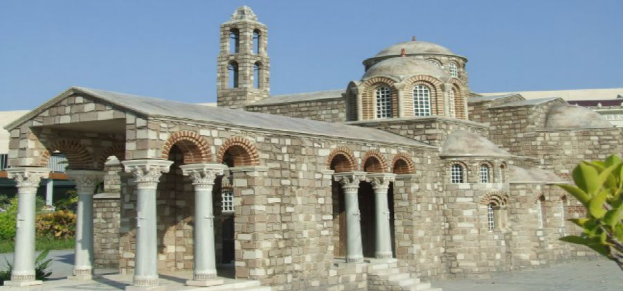 Encuentran en antigua iglesia de Turquía la posible tumba de Santa Claus