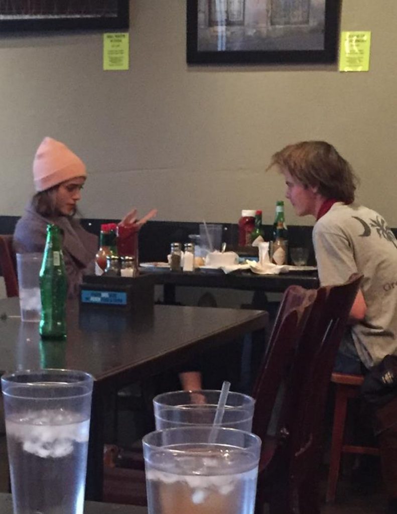 El amor floreció en el set de Stranger Things y dos de sus actores ya andan