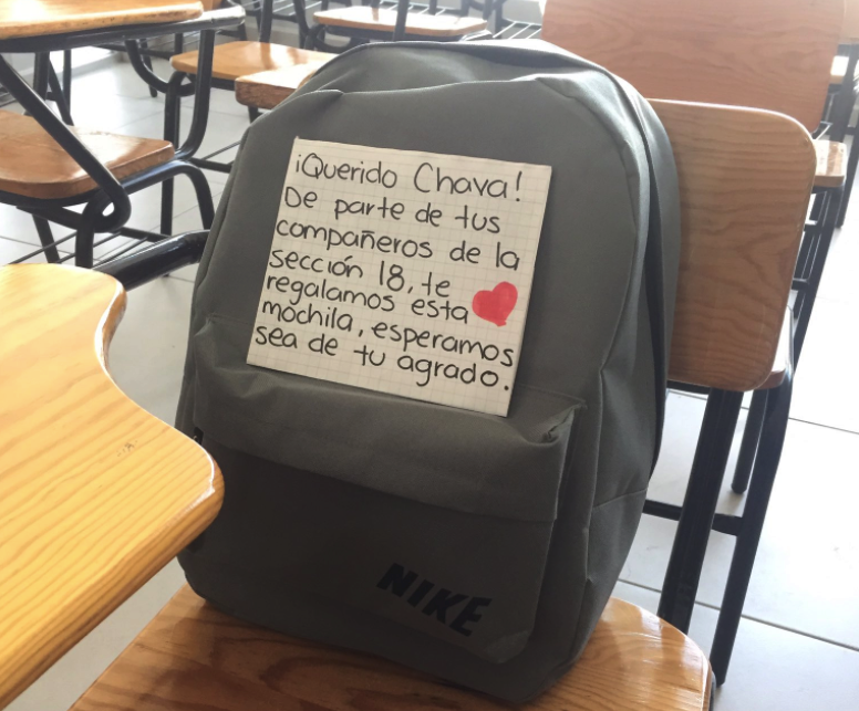 Estudiante va a la escuela sin mochila y la reacciÃ³n de sus compaÃ±eros te harÃ¡ llorar