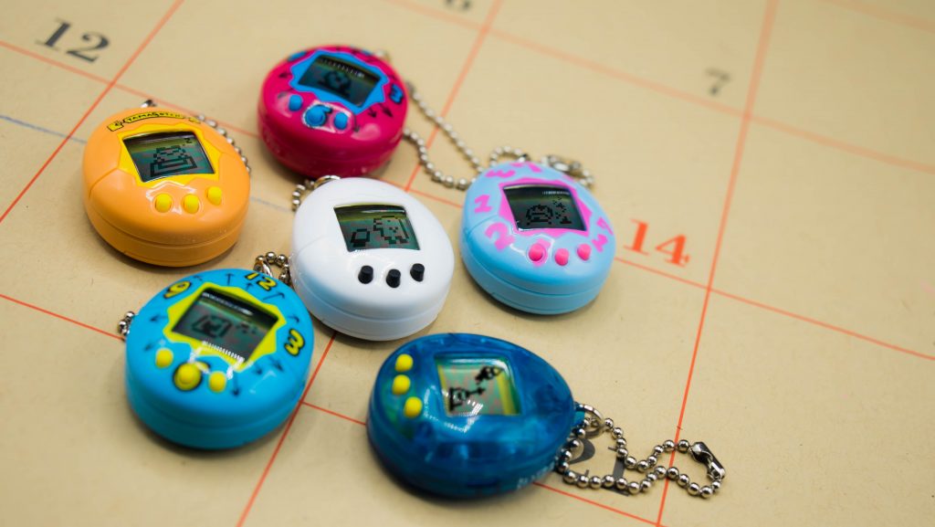 Los tamagotchi regresan para su 20 aniversario