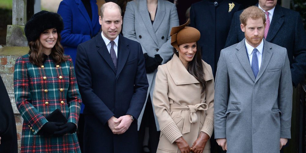la pareja real en la iglesia de Sandringham