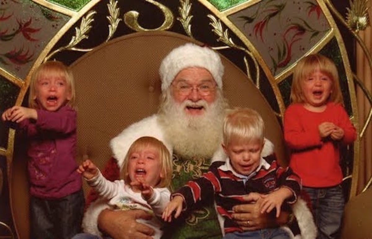 Niños que no querían tomarse una foto con Santa Claus