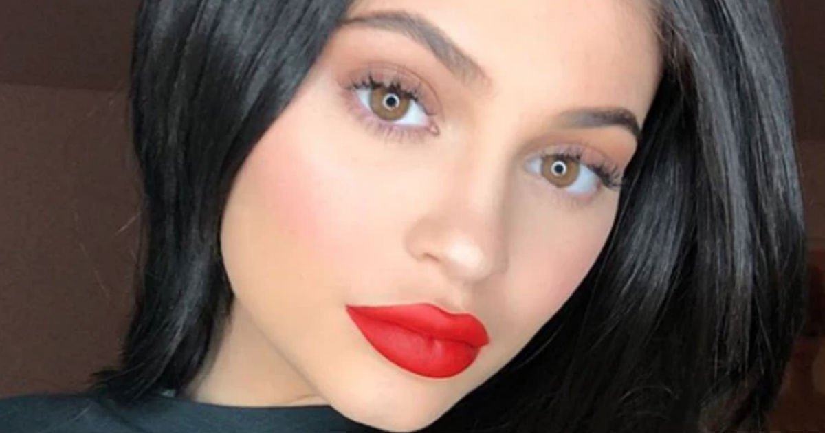 Kylie Jenner dio a luz hija con Travis Scott