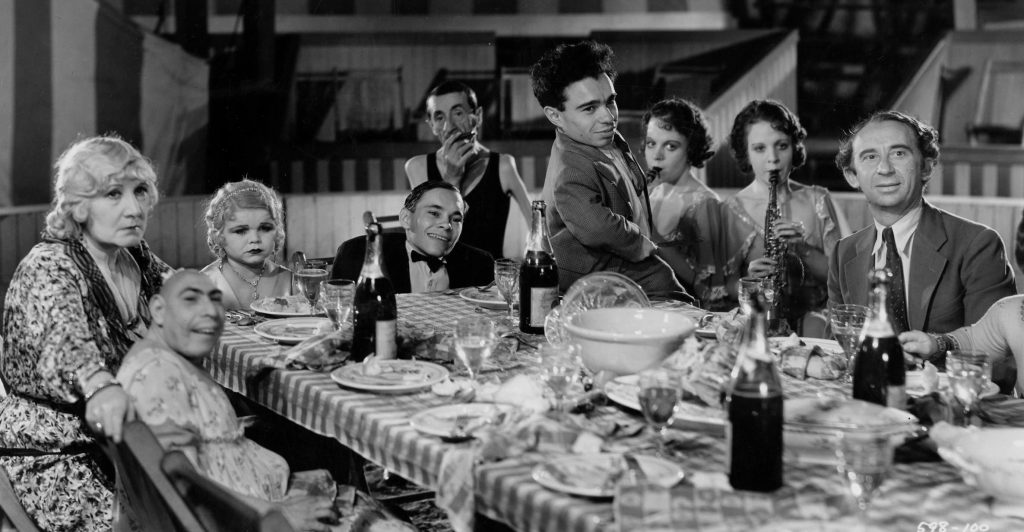 Freaks, , una pelÃ­cula para freaks, perdedores, parias y marginados