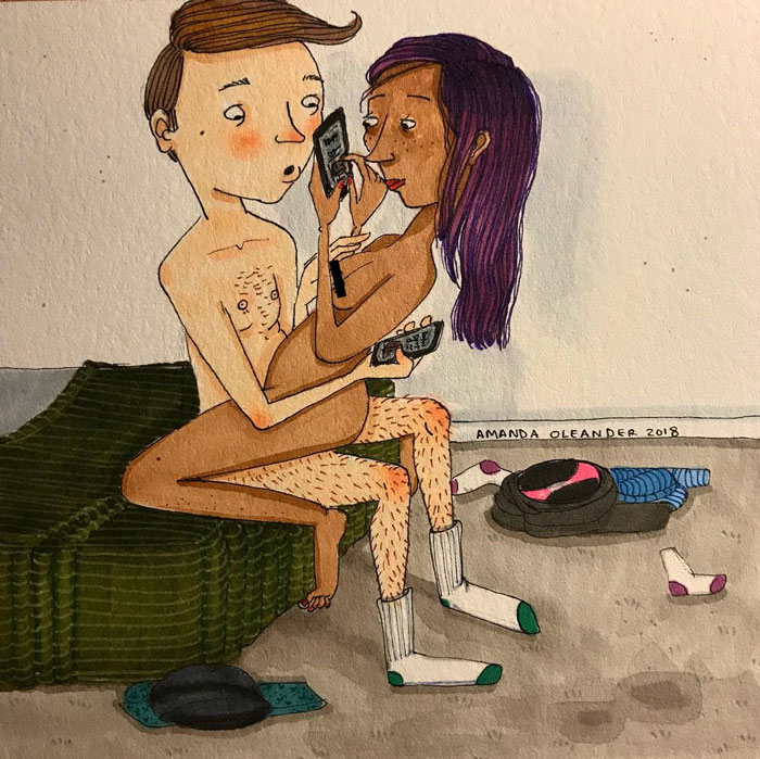 Ilustraciones-dibujos-relaciones-largas-parejas-reconoceran-tiernos-coger-viendo-celular