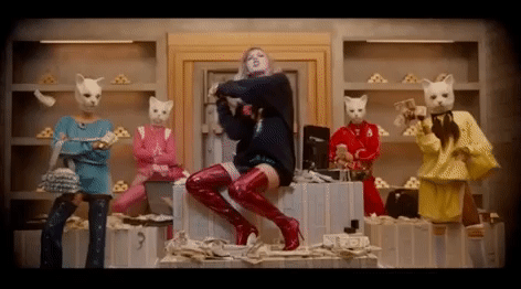 Hombre roba un banco para impresionar a Taylor Swift