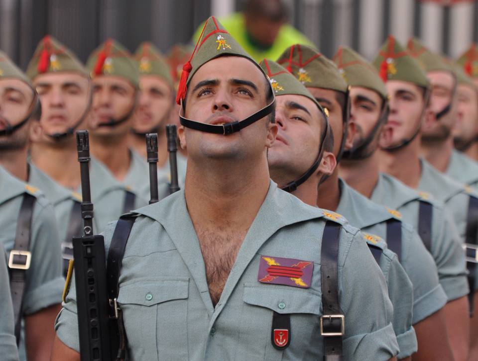 legion española soldados sexis