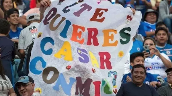 Pancartas futboleras muy vaciladoras