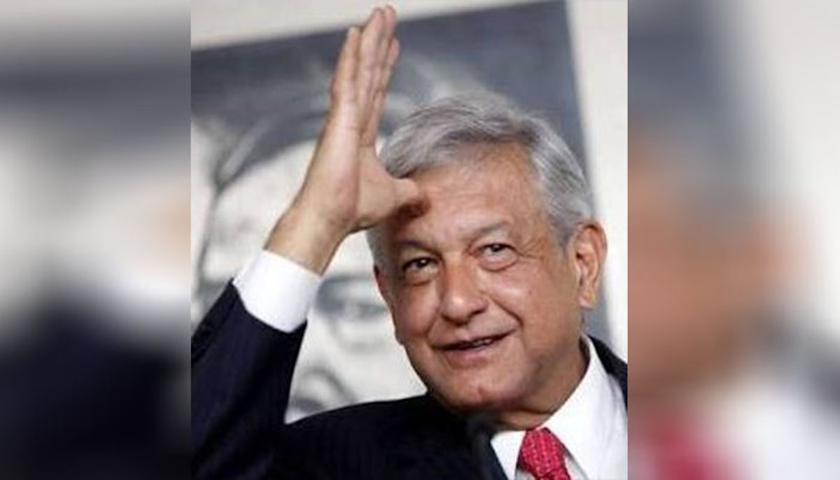 AMLO Peje Candidato Depa Mujer Fiesta