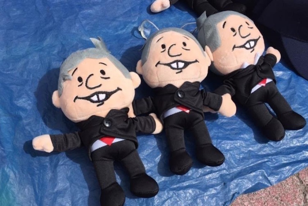 Regalitos Candidatos Político Veneno PRI Voto
