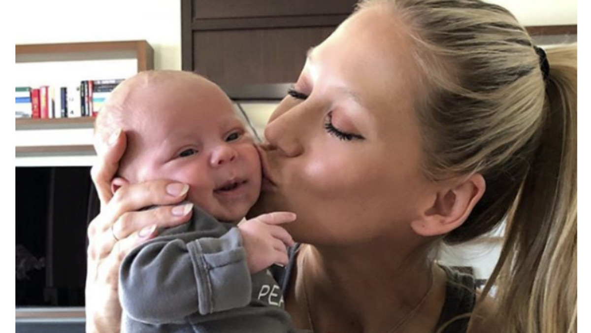 Anna Kournikova Foto Embarazo Cuestionan Enrique Iglesias