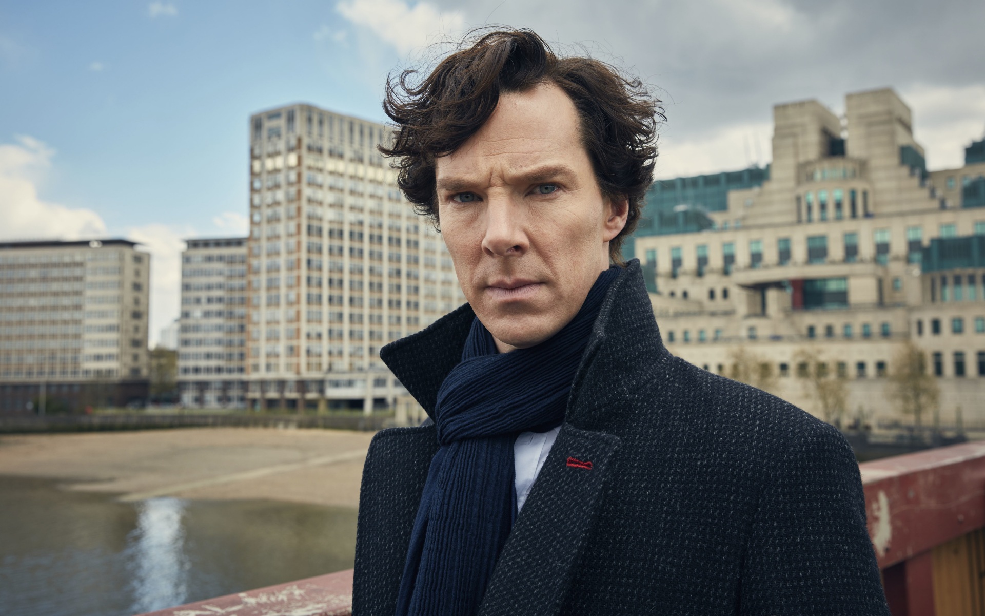 Benedict Cumberbatch rechazará papeles actrices ganen lo mismo