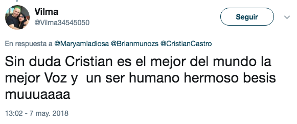 Cristian Castro se quitó la camisa en pleno concierto
