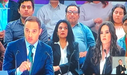 Memes del público en el debate presiencial