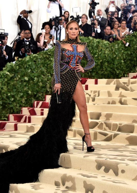 jennifer-lopez-met-gala-2018