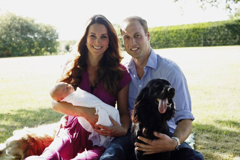 primeras-fotos-bebe-duques-cambridge-louis-arthur-charles