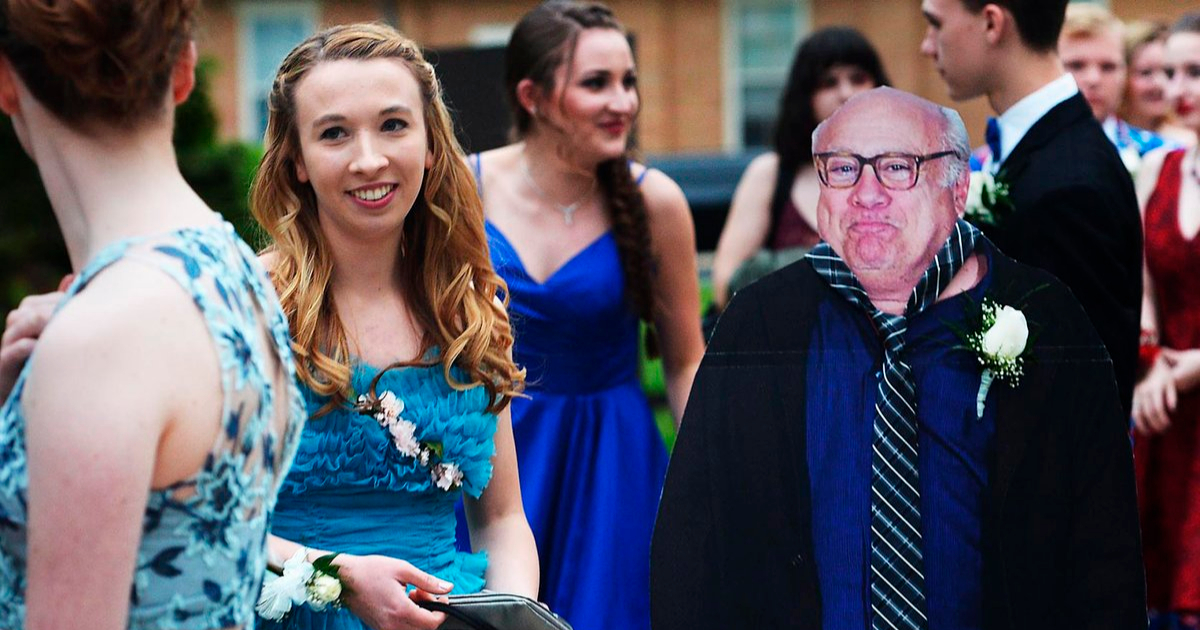 Danny DeVito Responde Fan Graduacion, Danny DeVito, Allison Closs, Graduacion, DeVito, Fiesta
