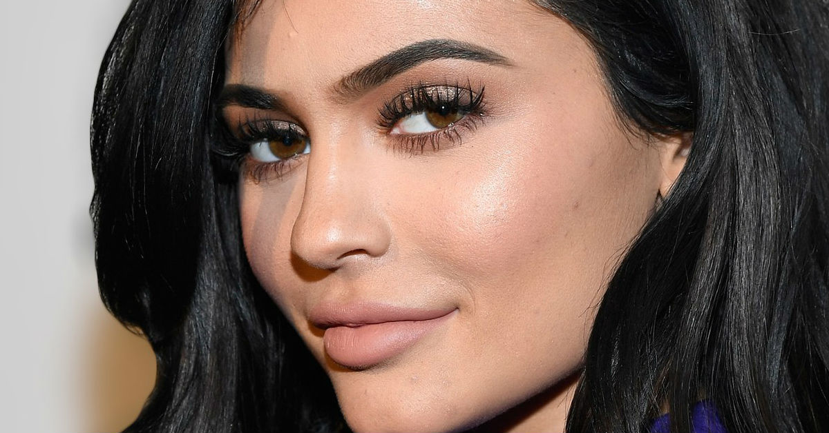 retrato-close-up-kylie-jenner-borro-todas-fotos-stormi