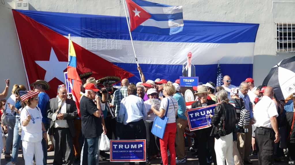 Cubanos Apoyan A Donald Trump
