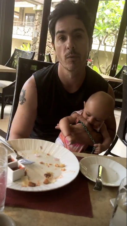 Mauricio Ochmann y Kailani en Hawai