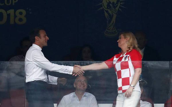 La presidenta de Croacia es la mayor aficionada de su selección
