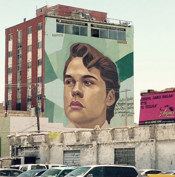 Hacen retrato de Juan Gabriel Desnudo