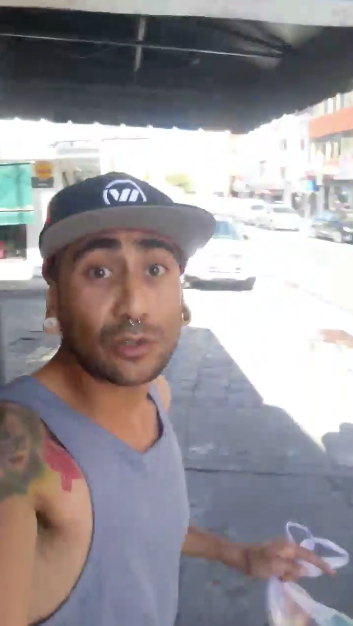 Denuncia discriminación por usar tatuajes y parecer malandro