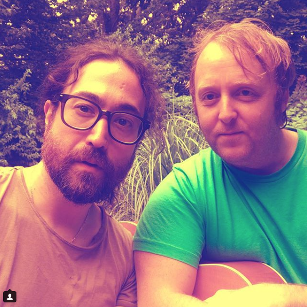 Hijos de Lennon y McCartney se fotografían juntos