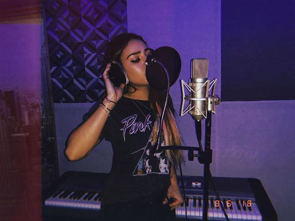 Danna Paola hará su primer desnudo