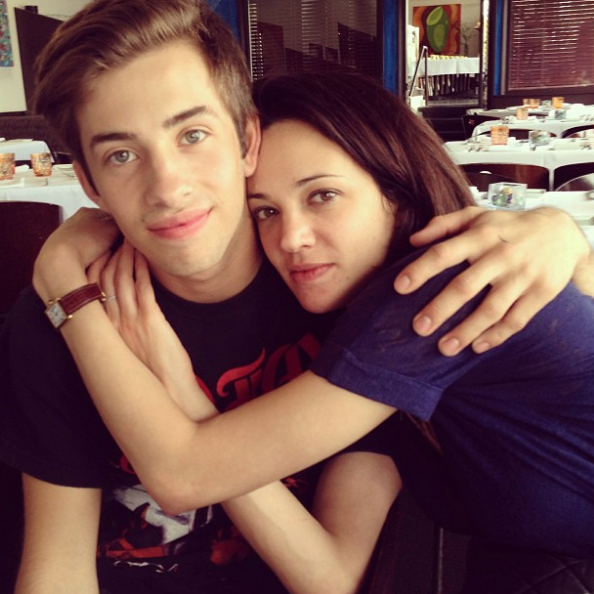 Asia Argento Violó a Jimmy Bennett