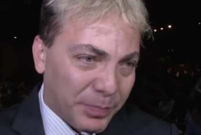 Cristian Castro llorando
