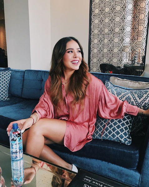 Danna Paola sube fotos en bikini
