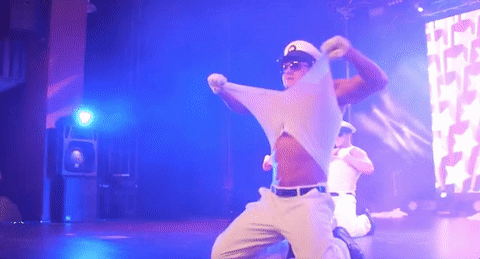 cacha a su esposo con stripper