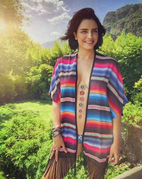 Aislinn Derbez instagram