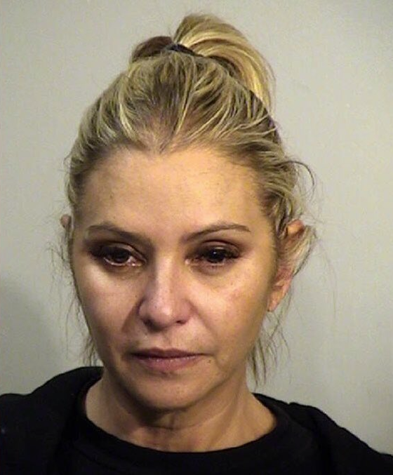 Detienen a Daniela Castro por ROBAR ropa en un centro comercial