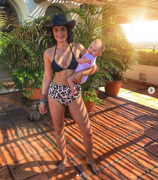 Aislinn Derbez comparte mensaje postparto