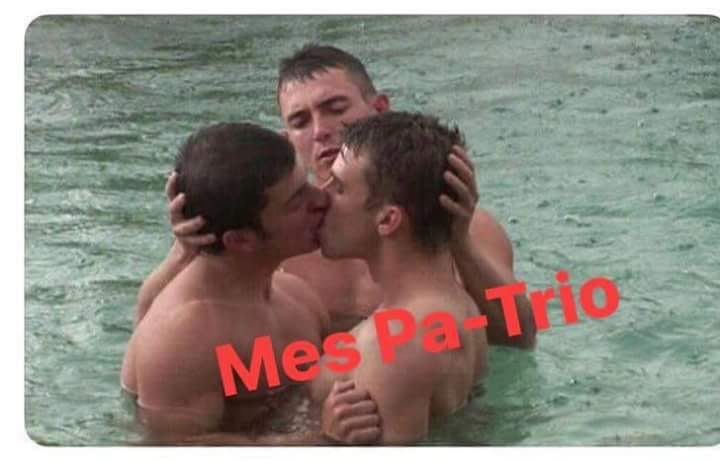 Memes del mes patrio